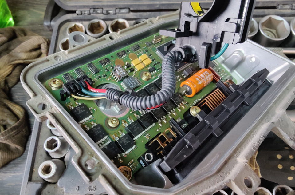 Блок керування Easytronic (MTA): Архітектура, схемотехніка та аналіз відмов