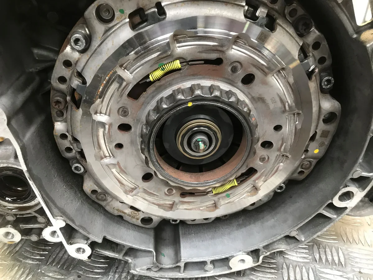 Трансмісія C635 DDCT (TCT): Інженерна анатомія сухого подвійного зчеплення 