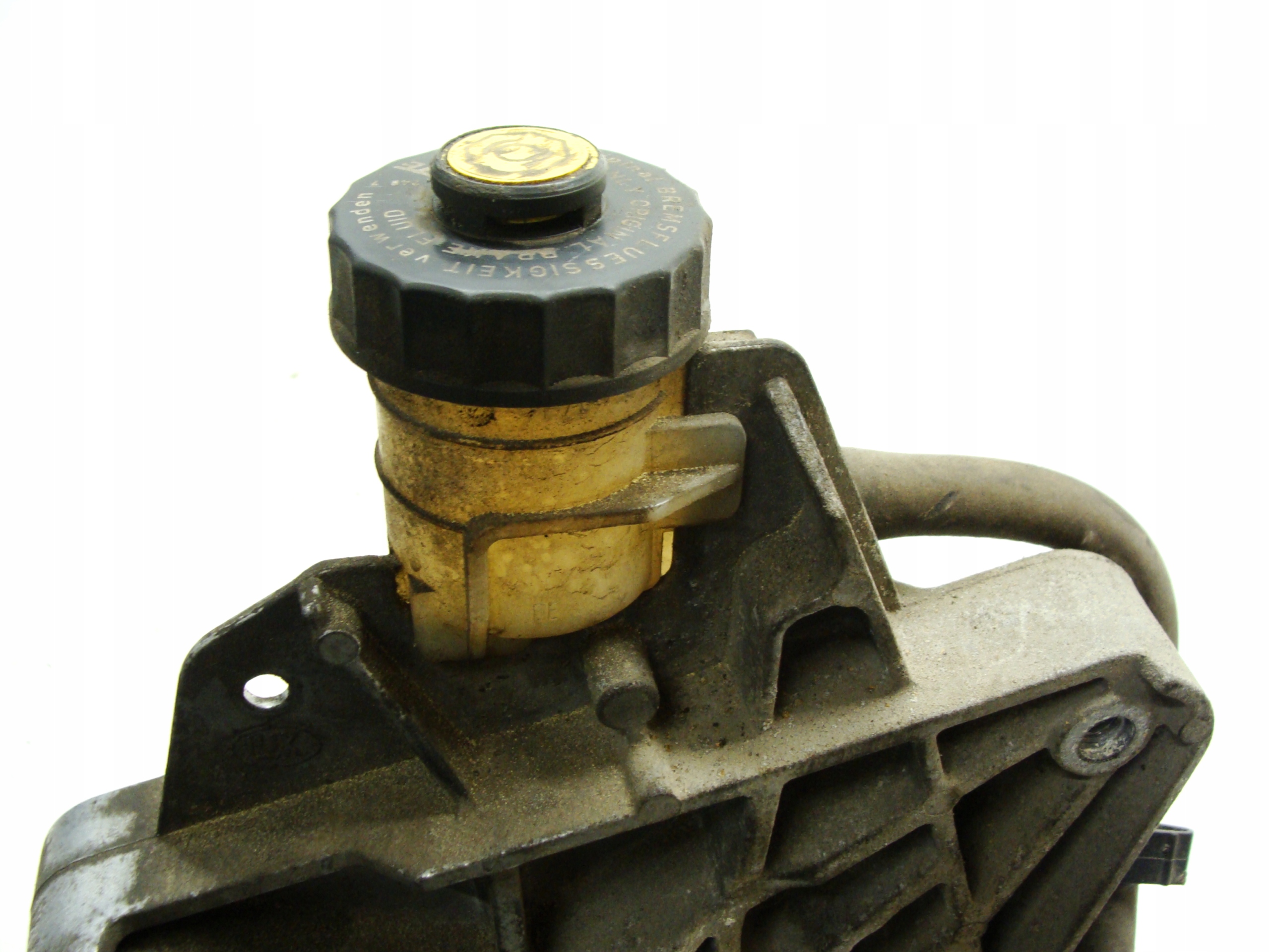 Регламент заміни гідравлічної рідини Easytronic: вплив деградації DOT 4 на ресурс ГЦЗ та стабільність трансмісії