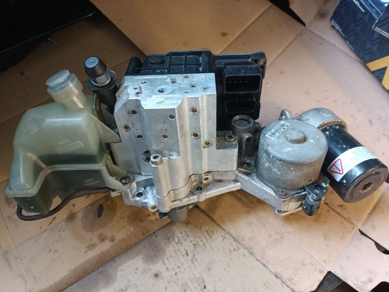 P172D та P094C у Opel Corsa: Гідравлічний колапс системи Magneti Marelli — Технічний розбір Axonix